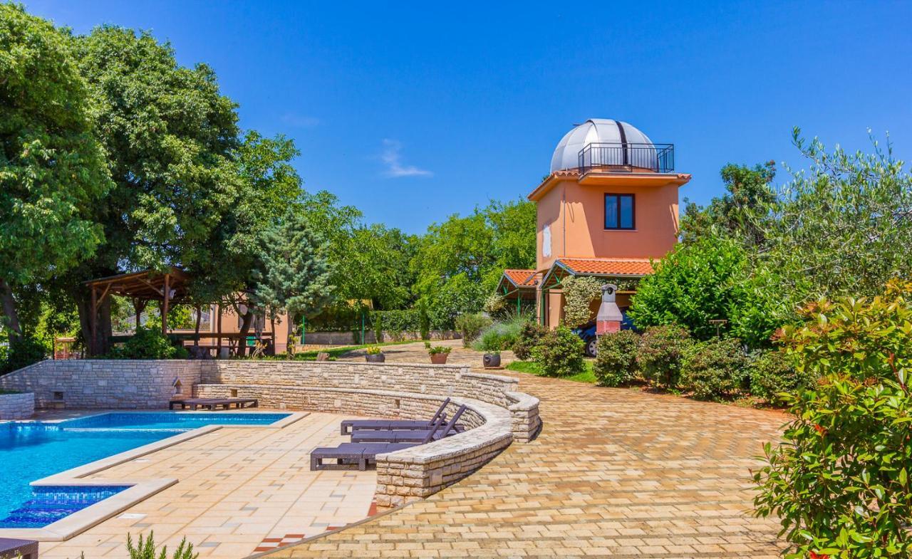 Apartments Universe Πούλα Εξωτερικό φωτογραφία